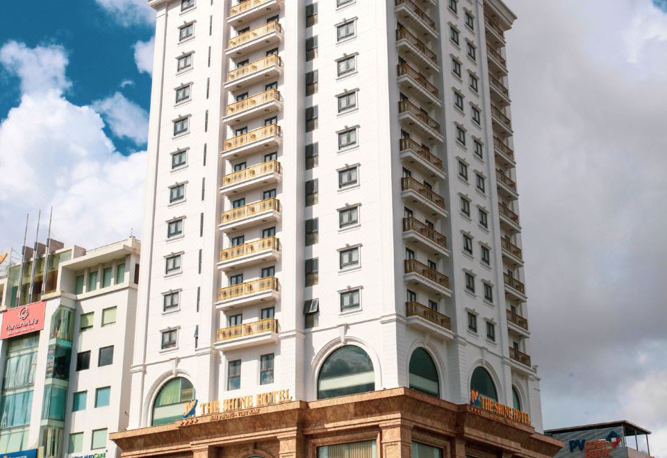 5. 더 샤인 오피스..