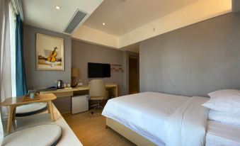 Vienna Hotel (Kunming Xishan Wandaguangchang huochezhan)
