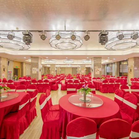 Huaying Liangtai International Hotel