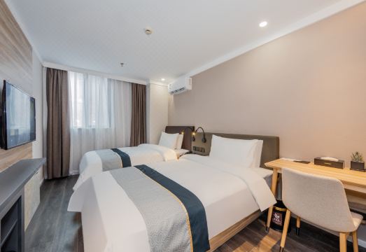 루자상뤼 호텔 (상하이신 국제박람센터 장장가오커광란루지하철역 )