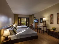 Lanna Dusita Riverside Boutique Resort Hotels near San Phi Suea