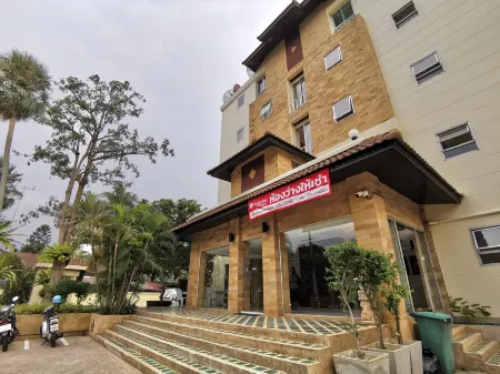 Suklutai Hotel & Serviced Apartment Отели в г. Khlong Khuean