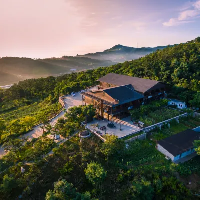 Bobo Guesthouse Hotels near Changdao