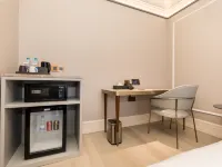Mercure XI'an Great Tang Mall of
 Dayan Pagoda  Hotels near Dacien Temple