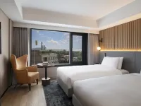 Mondrian Seoul Itaewon Hotels near Itaewon