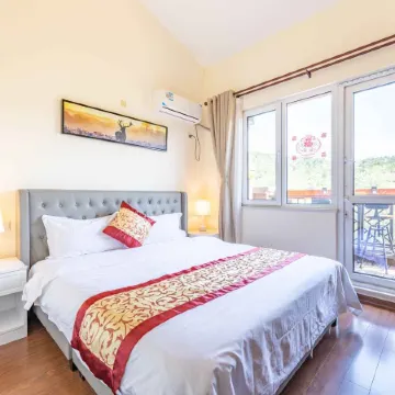 Beijing Weiyie Light Luxury Holiday Villa