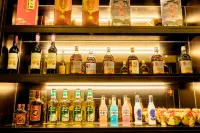 Hongcun Qiwu travel selection of Huizhou style landscape B & B - bar