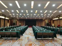 Weifang First Hotel