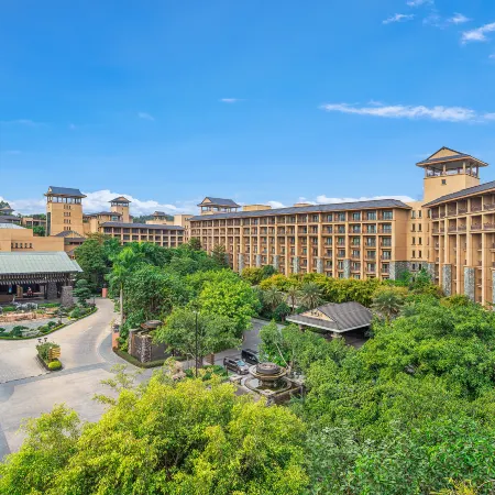 Chimelong Hotel Отели рядом с достопримечательностью «Панью»