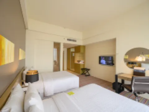 Four Points by Sheraton Puchong Hotels near Desa Idaman Residences