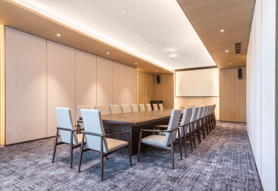 5. 충칭 진푸산 량..