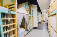 A SHIN TAINAN HOSTEL Hotel in zona Tainan Confucius Temple