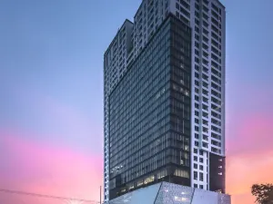 Oakwood Hotel & Residence Surabaya