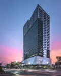 Oakwood Hotel & Residence Surabaya Hotel dekat Toko Tiga Putra, Oleh-Oleh Khas Kenjeran