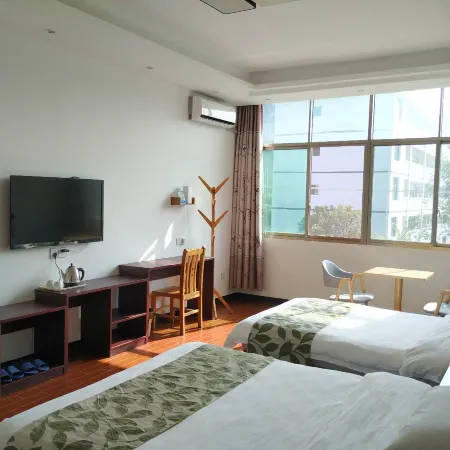 Bifenggang Inn