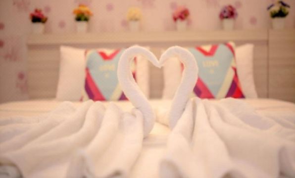 Klang Muang @ Nongkhai Hotel