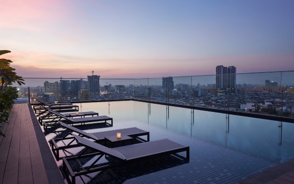 Courtyard by Marriott Phnom Penh Hotels in Phnom Penh