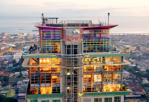 크라운 리젠시 호텔 & 타워 외부 전경