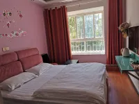 Lingyuan Hostel