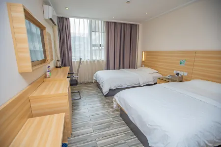 Wharton Chain Hotel