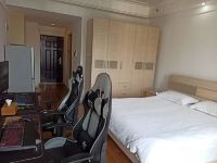 上海极至电竞酒店式公寓 - 豪华电竞大床房