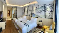 Golden Horse Horizon Hotel - balcony