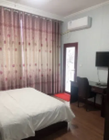 Shuangfeng Century Hotel