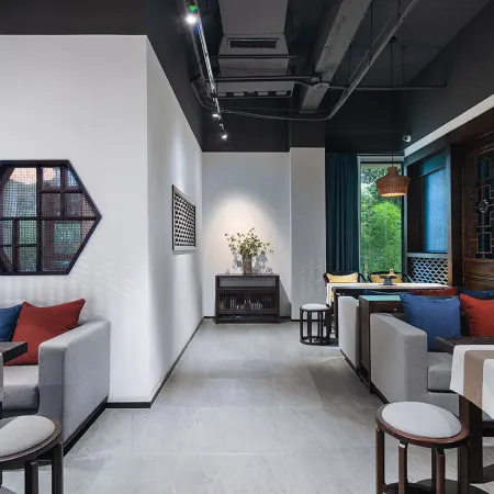 QIANNA HOTEL(Xinmi City Zhongqiang Guangnian)