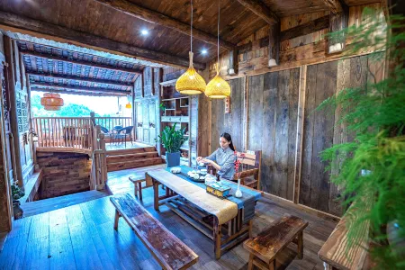 Floral Hotel·Baihe Huagu Hotel Отели рядом с достопримечательностью «Furong Town»