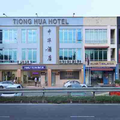 Tiong Hua Hotel Hotel Exterior