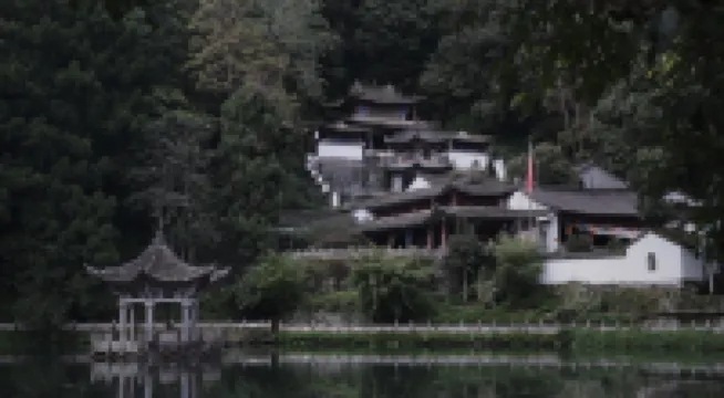 Lushang Youth Hostel