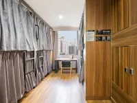 Shenzhen Luohu Port Youth Apartment Hotels in 