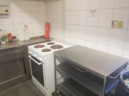 Bellpark Hostel Отели рядом с достопримечательностью «My Post Service 6048 Horw Migros»