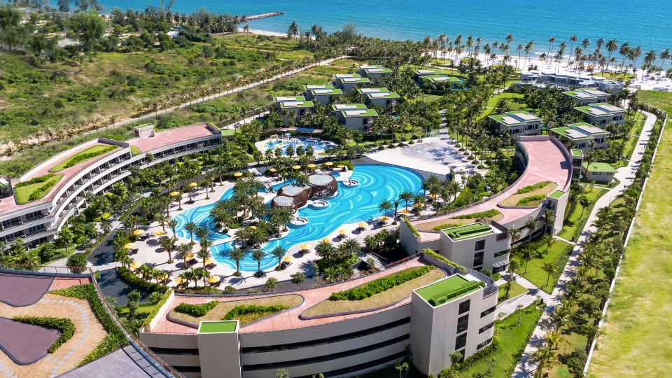 Pullman Phu Quoc Beach Resort