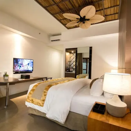 Ferra Hotel and Garden Suites