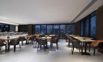Paco Hotel (Guangzhou Luogang Science City, Jinfeng Metro Station)