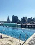 ソフィテル シドニー ダーリング ハーバー - 屋上プール