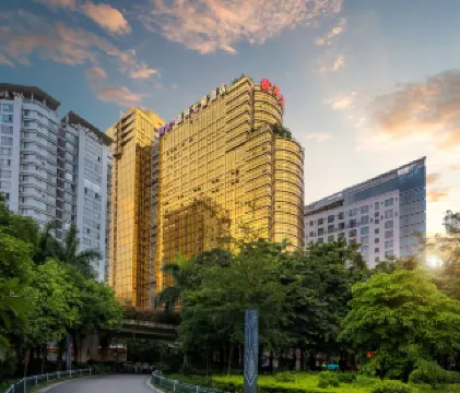 南寧杜拜七星飯店（金湖廣場地鐵站國際會展中心店）