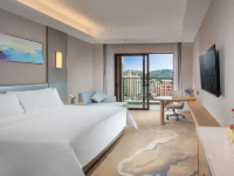 Vienna International Hotel (Zhongshan Dong District Lihe Plaza Branch) Hotels near Sun Wen Memorial Park