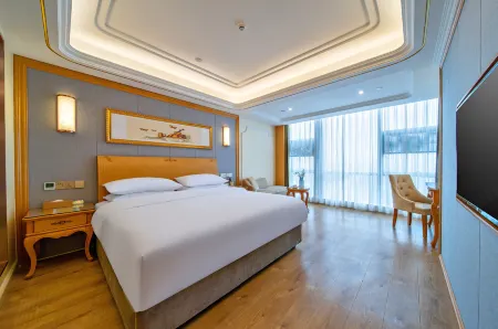 Vienna International Hotel