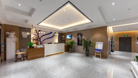Chuxing Xinxuan Hotel (Lichuan Central Passenger Transport Dongfangcheng) in Личуань