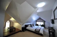 Rui Feng Mountain Hostel