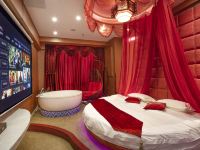 重庆加勒比海主题酒店 - 皇家风范