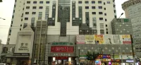 Homeinn Plus Hotel (Shanghai Changshou Road Yaxin Plaza Subway Station) Hotels in Changshou Road Geschäftsviertel