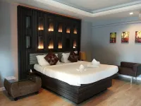 Paragon Inn