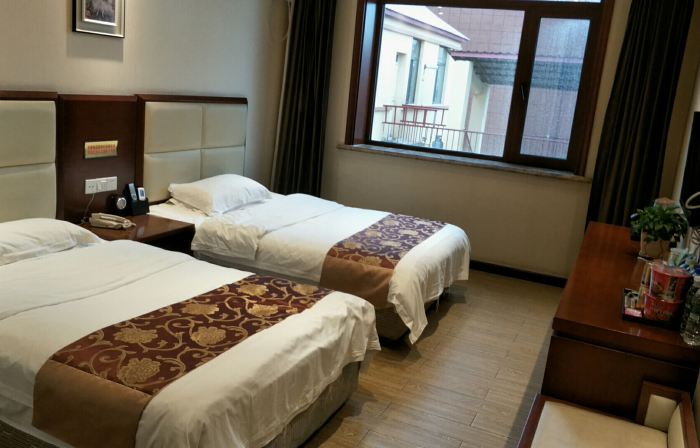 Tianyue Business Hotel