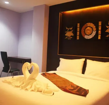 ห้องซูพีเรียร์ เตียงใหญ่ 1 เตียง