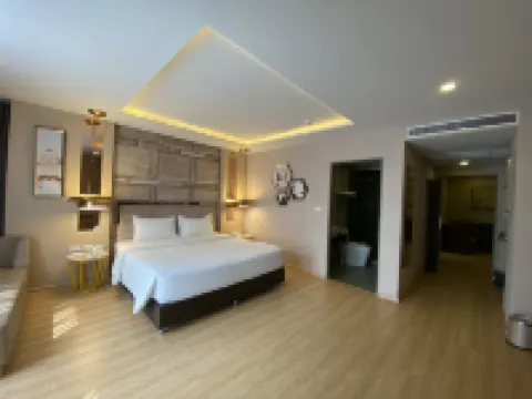De Prime@Rangnam Hotels near Sriayudhya School