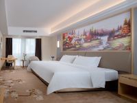 维也纳国际酒店(柳州高铁站柳南万达广场店) - 豪华浪漫大床房