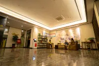 Yichu Hotel - parking